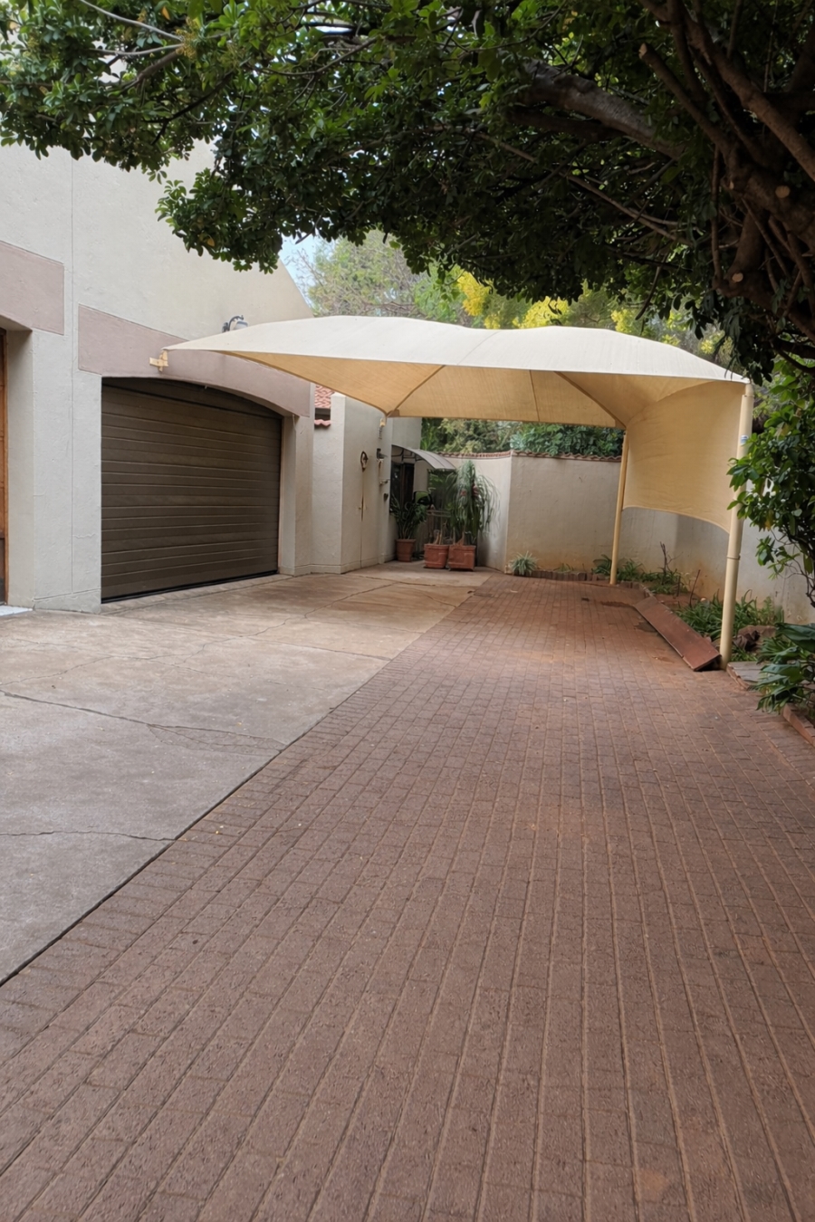 3 Bedroom Property for Sale in Safari Gardens North West